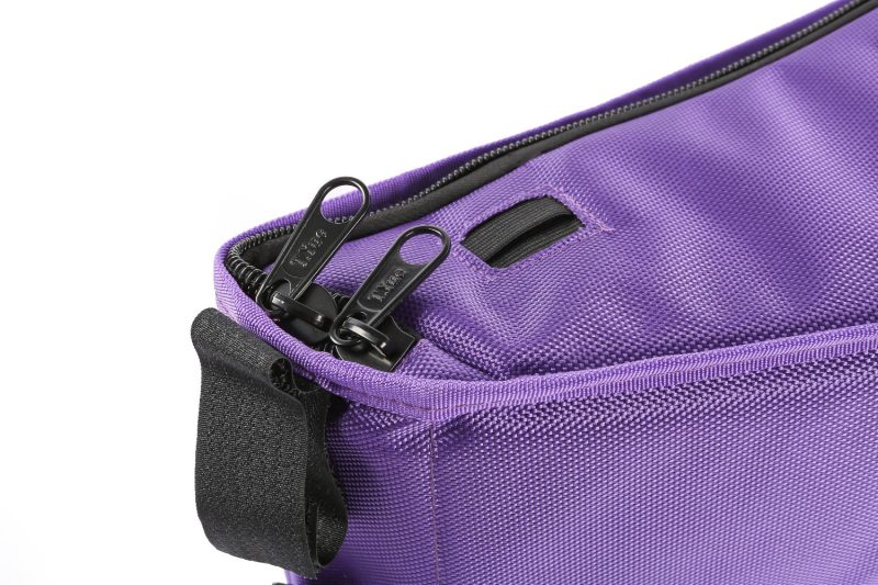 medium pizza bag roadrunner pro close up zipper view purple